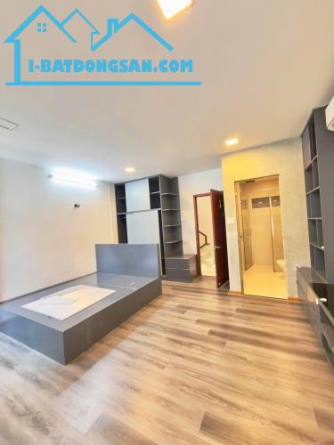 NHÀ 5 TẦNG KHU PHAN XÍCH LONG – HẺM XE HƠI – NGANG 5.2M – CHỈ 8.3 TỶ