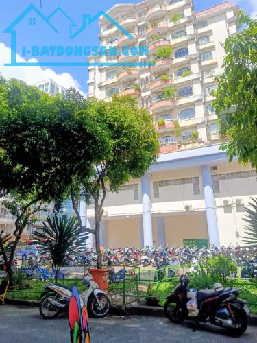 🏢NHỈNH 2 TỶ-KHU HÀNH CHÍNH QUẬN5-CHUNG CƯ HÙNG VƯƠNG NGAY ĐẠI HỌC Y DƯỢC HCM.