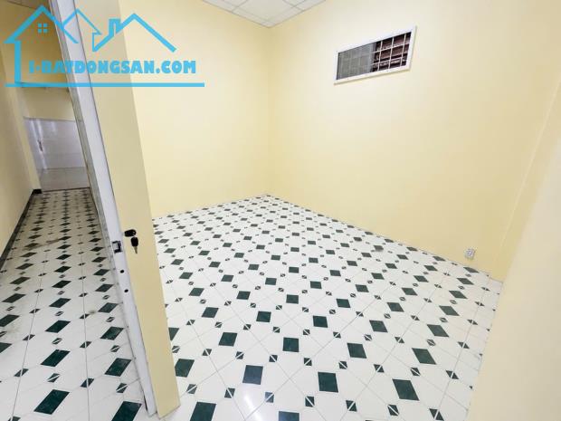 [H5891] LÔ GÓC sát LOTTE MART THỐNG NHẤT - 4.X TỶ