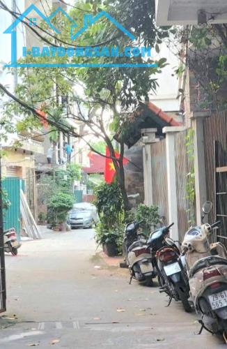 Bán Nhà Phố Lạc Long Quân Tây Hồ 100m2-6T MT6m Sẵn Dòng Tiền 22,5 Tỷ Lạc Long Quân.
