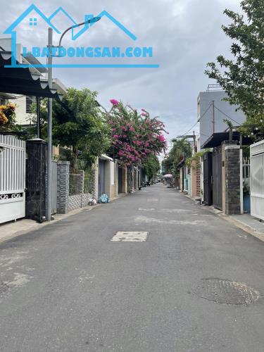 ✨ LÊ HỮU TRÁC - 2 TẦNG KIỆT ÔTÔ gần BIỂN MỸ KHÊ – 100M² (5x20m) – 4 Phòng Ngủ - nhỉnh 10tỷ