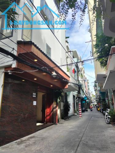 Chỉ nhỉnh 15 tỷ, Xe hơi vào nhà Nguyễn Đình Chiểu Quận 3, 61m2, 4 tầng 5PN ở ngay.