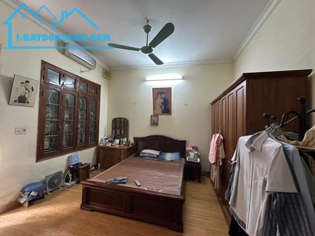 Bán Nhà Phố Thanh Nhàn, mặt ngõ thông, đối diện công viên, sát phố - 72m2 - KO QH, SDCC