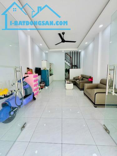 NHÀ ĐẸP 2 TẦNG BTCT 40M2 (4x10) - HẺM Ô TÔ THÔNG 26 THÁNG 3 - SỔ HOÀN CÔNG ĐỦ. CHỈ 4 TỶ XX