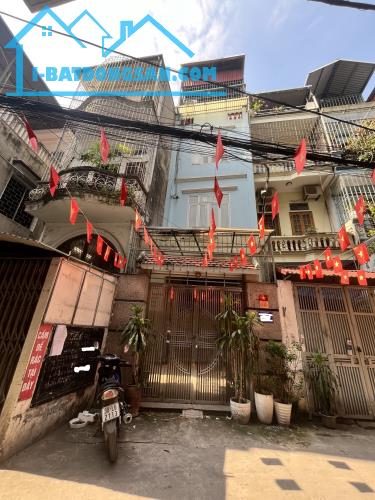 Bán nhà mặt ngõ phố Kim Ngưu, ngõ ba gác tránh SH, giá 9.X tỷ
