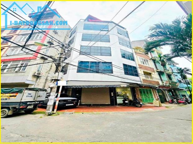 Bán nhà riêng giá tốt khu phân lô Hoàng Quốc Việt căn góc, oto tránh, vỉa hè 48m2 21.5 tỷ