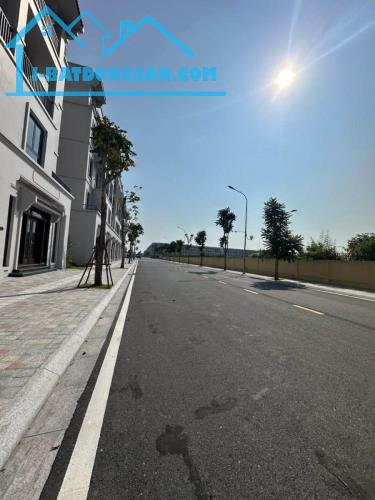 LIỀN KỀ, VINHOME CỔ LOA, ĐÔNG ANH-VỈA HÈ-KD- Ô TÔ: 65M X5T, MT 5,5M, GIÁ 25,5 TỶ