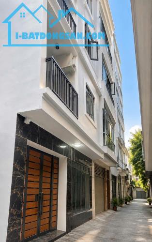 Nhà đẹp 7 tầng Xuân La, Tây Hồ, mặt tiền 5,95m, sẵn 10 phòng cho thuê | Dòng tiền thu 46tr