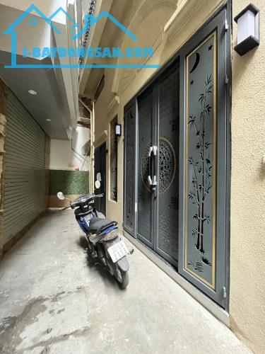 Bán nhà phố Kim Ngưu 31,4m2, nhỉnh 8 tỷ