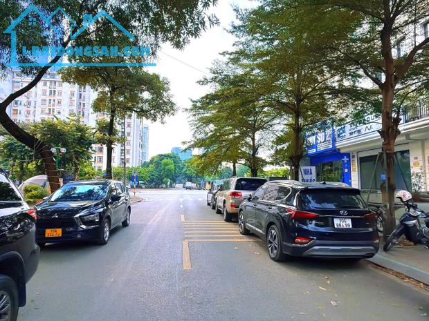 Bán Nhà Mặt Phố Đinh Núp Nam Trung Yên 114m2-5T MT6m Vỉa Hè 63,6 Tỷ Đinh Núp.