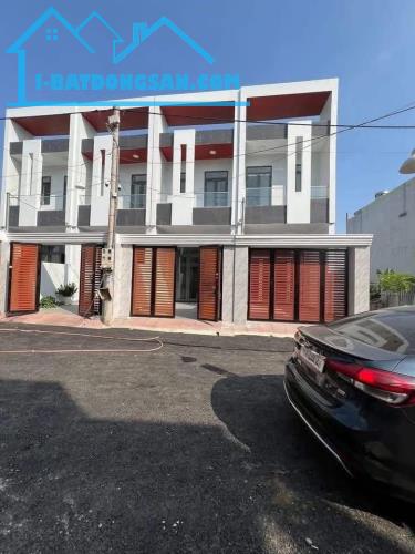 cần bán nhà sổ riêng giá rẻ phường Hoá an