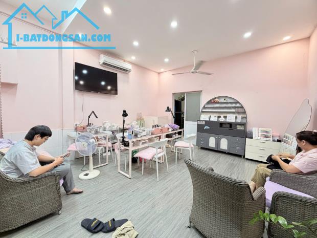 NHÀ GẦN NGUYỄN VĂN TRỖI – NỞ HẬU 5M – 54M2 – GIÁ CHỈ 7.2 TỶ