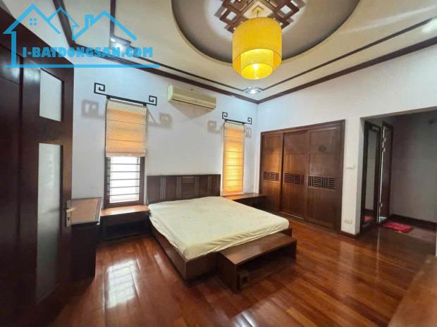 Hạ 2 tỷ mặt phố Võ Văn Dũng 47m2, 8 tầng 1 tum, mặt tiền 4.5m gần Hồ hiếm Đống Đa