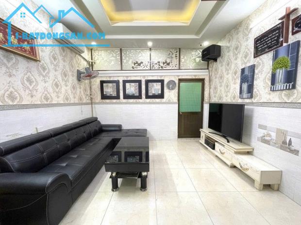 Nhà Tân Bình - chợ Bà Hoa Trần Mai Ninh, 2 tầng - ở ngay - gang gần 4m - dài 20m -hơn 9 tỷ