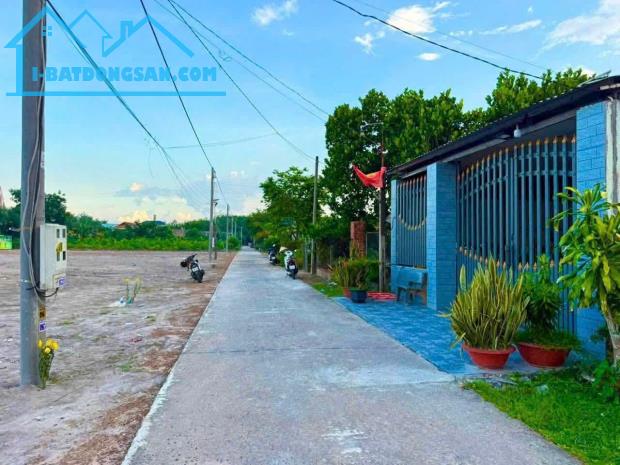 CHỈ 1 LÔ DUY NHẤT CÁCH CHỢ MINH LONG 100M – SỔ SẴN SANG TÊN NGAY!