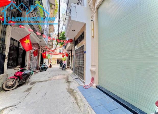 Hoàng Mai, Phân lô ô tô đỗ cửa, gara ô tô, DT 45m2, 7 tầng TM, MT 4,1m, giá 20 tỷ