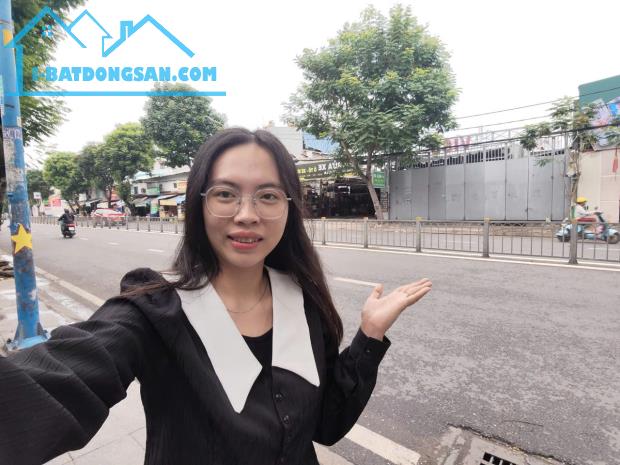 Nhà 3 tầng BTCT ngay Kênh Tân Hoá Tân Phú chỉ 5Đ lớn