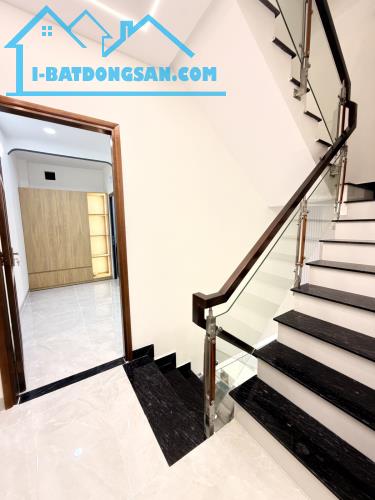 Nhà siêu phẩm 5 tầng Bình Hưng Hòa,hẻm xe hơi,5 PN gần Aeon Tân Phú, tặng nội thất, 6.X tỷ
