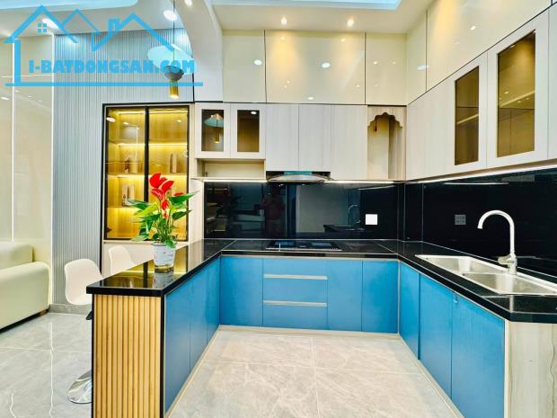 Bán Nhà Phố Đẹp Đường Nguyễn Kiệm, Phường 03, Quận Gò Vấp, Hồ Chí Minh