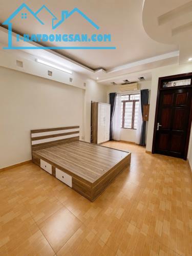 NHÀ ĐỐI DIỆN ĐẠI HỌC HÀNG HẢI – TRƯỚC NHÀ RỘNG 3M 43M2 - 2TỶ 950