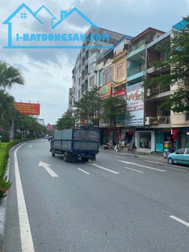Bán nhà 4 tầng mặt đường nguyễn văn cừ hạ long vị trí đẹp giá đầu tư