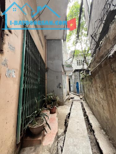 Bán nhà phố Kim Ngưu, 26m2, 3 tầng 1 lửng, nhỉnh 6 tỷ
