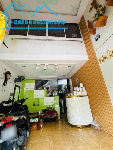 🔥 MẶT TIỀN HOÀNG SA – TÂN BÌNH PHƯỜNG 5 4 TẦNG BTCT – 5PN.