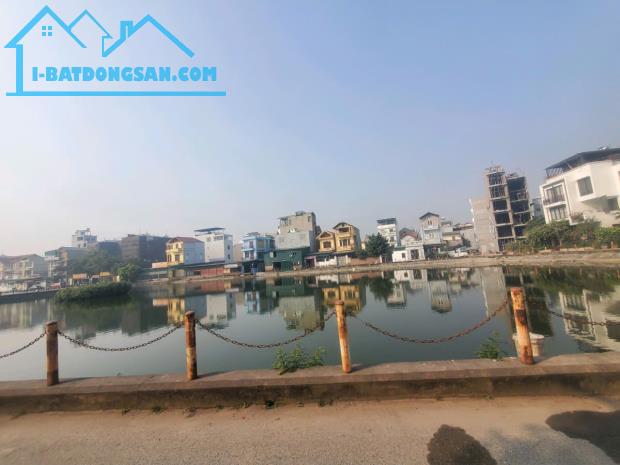 Bán nhà Bát Khối,Long Biên 7 tầng,52m,mt4m view hồ nhỉnh 12 tỷ