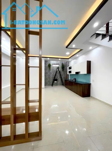 Bán nhà tại Miếu Hai Xã 49m2 - 2tỷ35 - 50M ra ngõ to- GIÁ RẺ NHẤT KHU VỰC - CỰC HIẾM