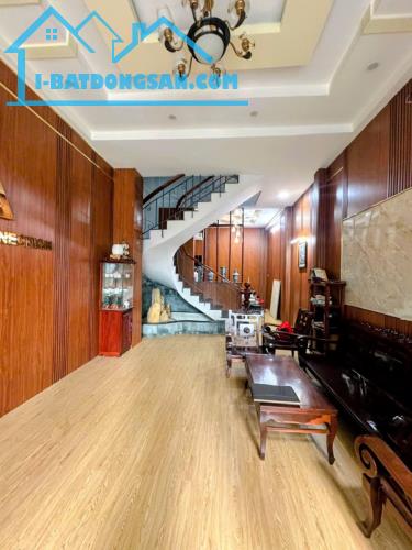 Nhà Tân Phú - Trịnh Đình Trọng, 4 tầng - ở ngay-CHDV – ngang hơn 4m - dài 21m - hơn 14 tỷ