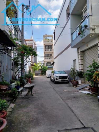 NHÀ ĐẸP 3 TẦNG SÁT CẦU BÌNH THUẬN GẦN TÂN KỲ TÂN QUÝ- HẺM ÔTÔ 6M- 48M2 (4x12). CHỈ 4 TỶ XX