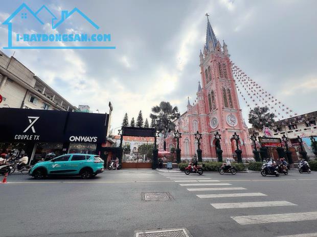 BÁN CHDV 6 TẦNG MẶT TIỀN HXH Đ.HAI BÀ TRƯNG, QUẬN 1 - VIEW NHÀ THỜ & CHỢ TÂN ĐỊNH NỔI