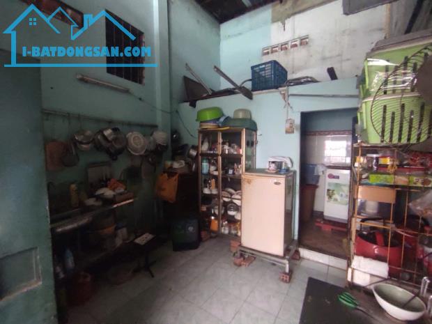 Bán nhà cũ bên sông Phạm Văn Đồng ngay cầu Bình Triệu, 5x16, 30m ra mặt tiền, chỉ 6.9 tỷ