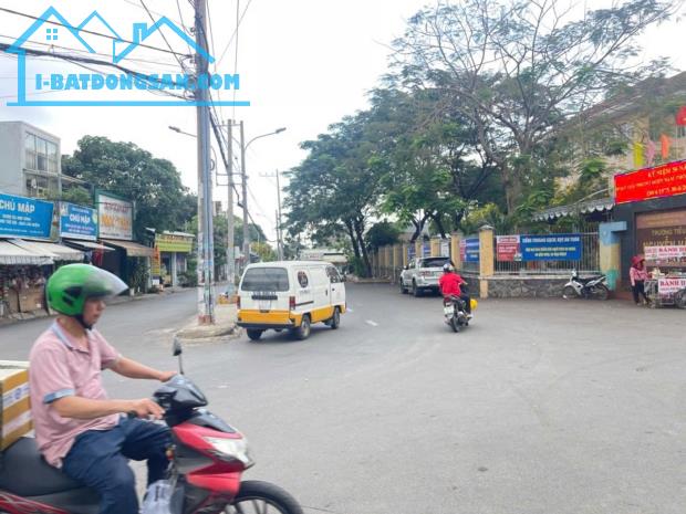 HẺM XE HƠI – XE HƠI ĐẬU TRONG NHÀ – LINH XUÂN – 4,8 TỶ
