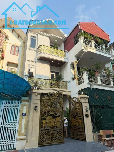 BÁN NHÀ 6 TỶ 500 TRIỆU, MẶT ĐƯỜNG KĐT HOÀ VƯỢNG , 81 M2 x 3 TẦNG