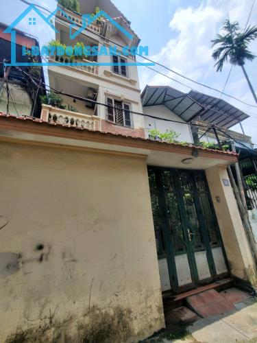 Bán nhà Ngọc Thuỵ,Long Biên 5 tầng,90m,mt4.6m gần phố nhỉnh 15 tỷ