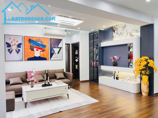 Bán GREEN PARK- Dương Đình Nghệ, 105m2, 3PN, nhà đẹp! 0975118822