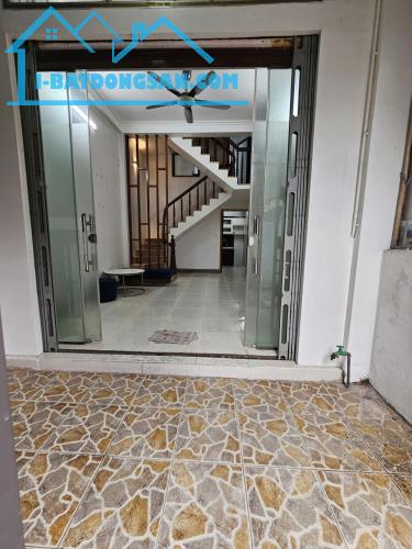 BÁN NHÀ 1 TỶ 690 TRIỆU, NGÕ ĐƯỜNG ĐIỆN BIÊN, 46 M2 x 3 TẦNG