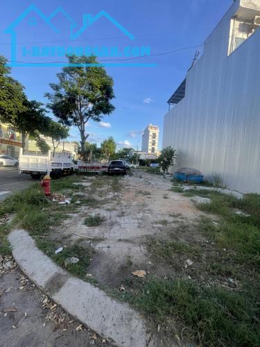 Bán lô góc Dương Thạc & Thôi Hữu 112m2, 2 mặt tiền, giá 15,7 tỷ, cách biển 500m
