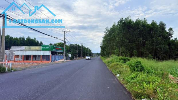 Mặt tiền Lộc An - Hồ Lồ Xã Đất Đỏ .BRVT giá hơn 2tỷ ĐƯỜNG RỘNG 18M ĐI THẲNG RA BIỂN LỘC AN