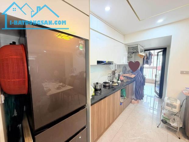 Thành Thái – 170M2, 3PN, 3WC, Tầng Trung, Full Nội Thất, Gần Công Viên Cầu Giấy, 13.6 Tỷ