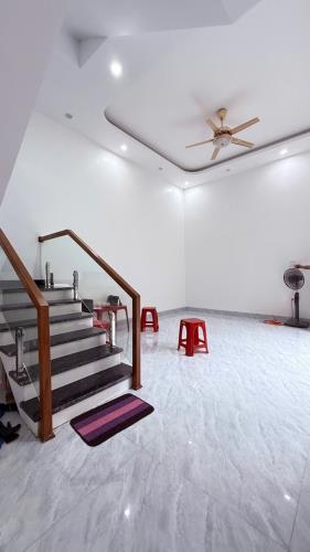 NHÀ THIÊN LÔI CHỈ SAU 1 NHÀ MẶT PHỐ- 71M2*3 TẦNG GIẢM CÒN 4TỶ250 - KINH DOANH ĐƯỢC.