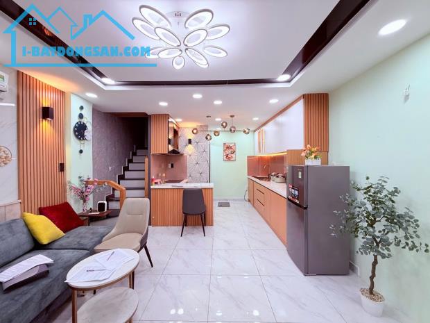 NHIÊU TỨ - PHAN XÍCH LONG - FULL NỘI THẤT - 30M2 - 3 TẦNG - 2 PN MASTER - 6.1 TỶ