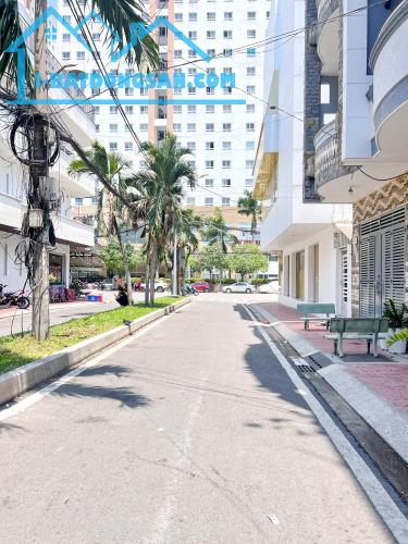 NHÀ MẶT TIỀN 2 LẦU KDC CAO LỖ GẦN TTTM PARC MALL QUẬN 8