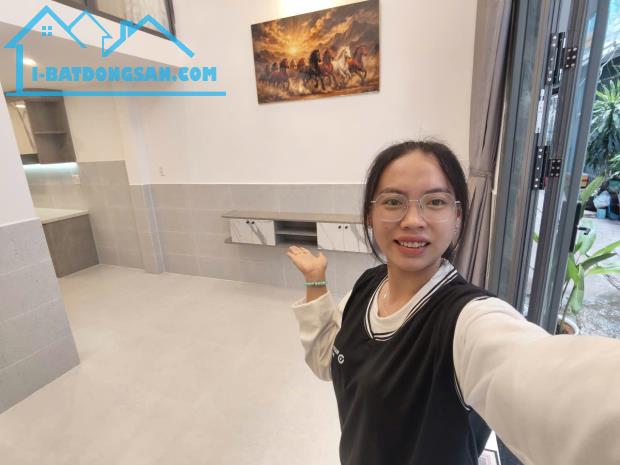 Nhà đẹp full nội thất, nở hậu hơn 4m ngày Phú Thọ Hòa Tân Phú mà chỉ 4Đ nhỏ