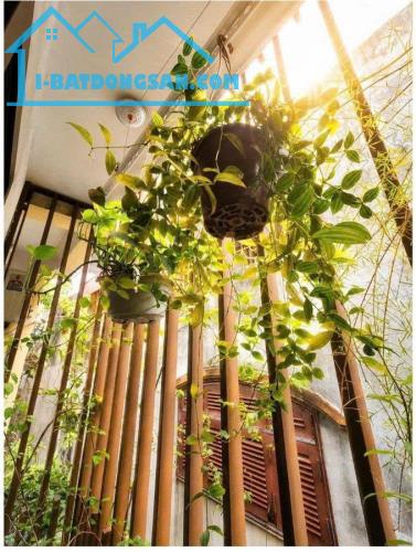 Hạ 1 tỷ nhà Cù Chính Lan 33m2, 5T, MT3.8m full nội thất giá 8.8 tỷ hiếm Thanh Xuân
