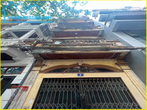 Bán nhà riêng phố Thái Hà, Đống Đa oto con vào nhà, phân lô 2 thoáng 40m2 12.1 tỷ