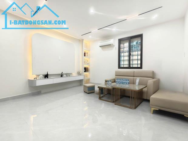 .độc lập ngõ 182 trần nguyên hãn - Lê Chân