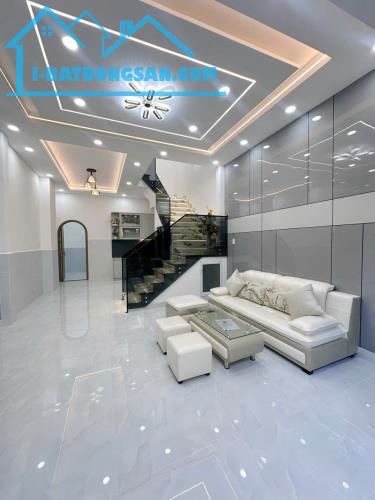 💥🏠🚘BÌNH TÂN, GẦN KHU TÊN LỬA, Ô TÔ ĐỖ CỬA, 49M2, 2TẦNG, 3PN, NGANG 4.5M, NHỈNH 5 TỶ