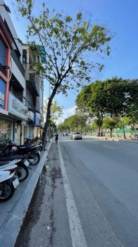 Bán nhà mặt phố Kim Ngưu Hai Bà Trưng 63/72m2 mặt tiền 4m, giá 22 tỷ ( có thương lượng)